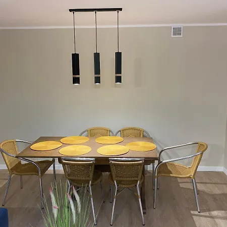 Dom Przy Lesie. * Ostrowo (Puck)