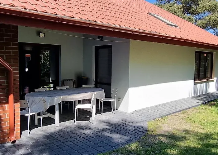 בקתה Dom Przy Lesie.